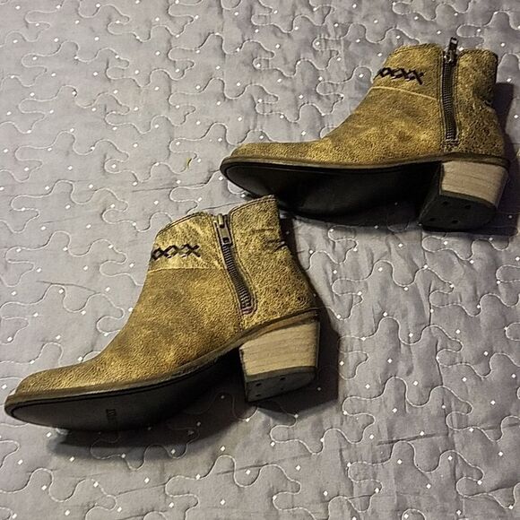 Old West ankle boots size 3.0 D - Picture 2 of 5